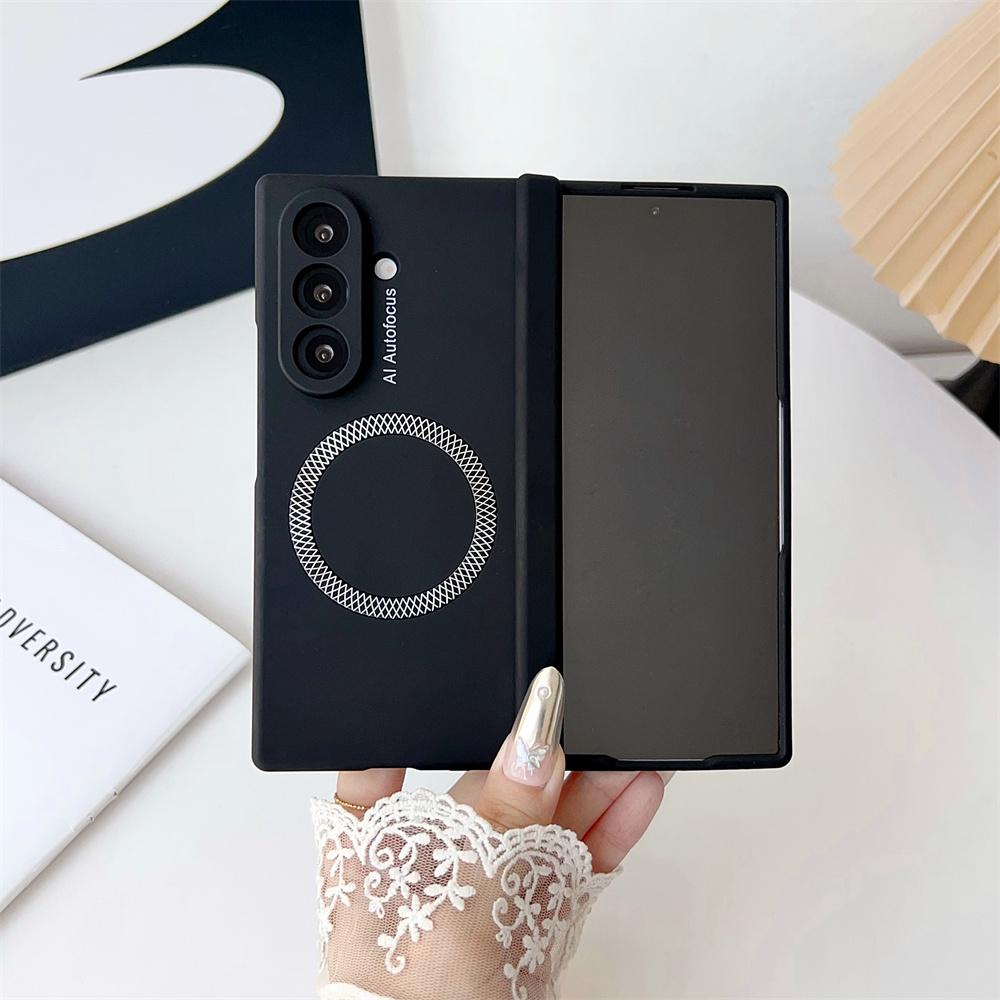 For Samsung Galaxy Z Fold7 5G Magnetic Case Hard PC Phone Cover with Tempered Glass Screen Film