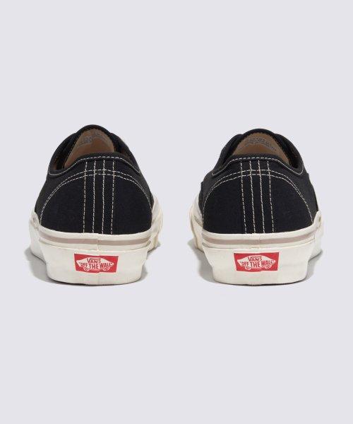 Vans Аутентичное Переиздание 44 - Черный: Зефир VN000CT71KP1