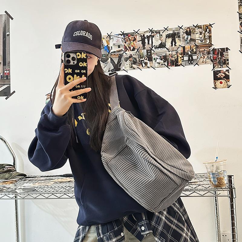 Large Capacity Corduroy Breast Bag Women'S Autumn Simple Casual Messenger Bag Commuter Solid Color Cycling Backpack