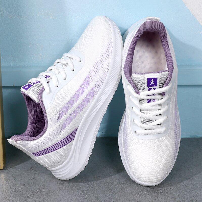 Осень новые женские спортивные туфли из летучего трикотажа на низкой подошве, легкие, с мягкой подошвой, на платформе, женские повседневные туфли