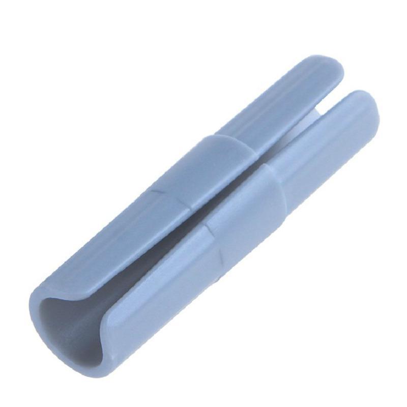 Комплект из 4-х пластиковых противоскользящих пряжек для простыней для надежной фиксации