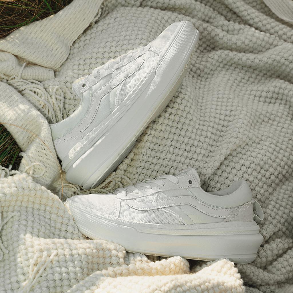 Vans Белые светло-коричневые кроссовки унисекс Old Skool Overt Plus ComfyCush VN0A4BVLQC5