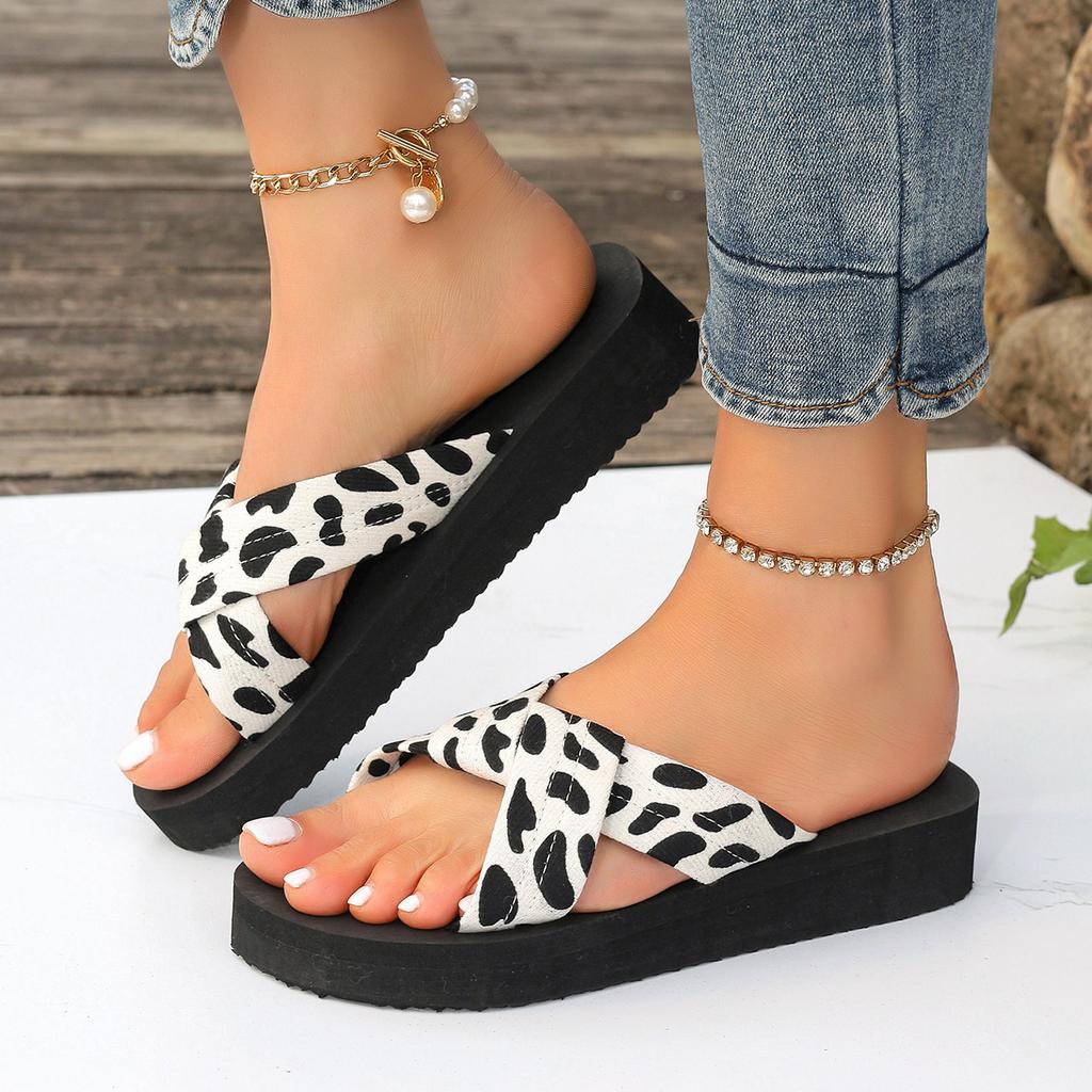 Женские модные сандалии с перекрестными ремешками, повседневные сандалии на платформе и толстой подошве, летние спортивные сандалии с ремешком на щиколотке и пряжкой