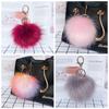 Пушистый брелок-помпон Металлическое кольцо Плюшевый шарик Брелок Ювелирные изделия Подарки Брелок с меховым шариком Шарм для сумки
