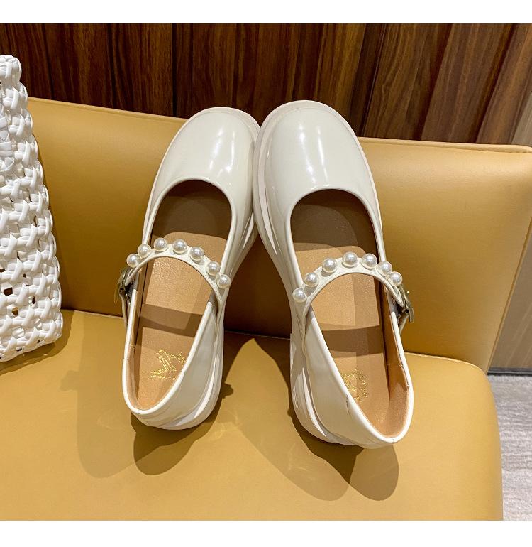 Модные весенние туфли Лолита Женские джинсы Мэри с пряжкой на ремне Лакированные кожаные туфли на плоской подошве для девочек Косплей JK Обувь Женские кроссовки