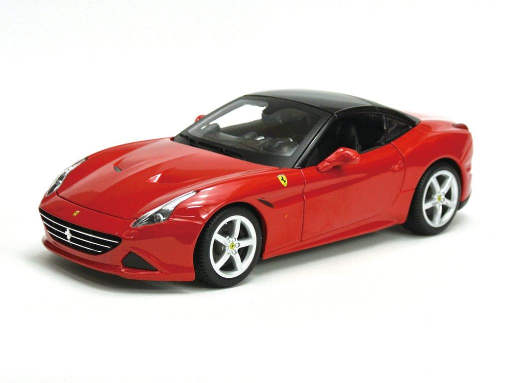 Bburago Ferrari Race Play Series California T Red & 118 Close-Top 200-452