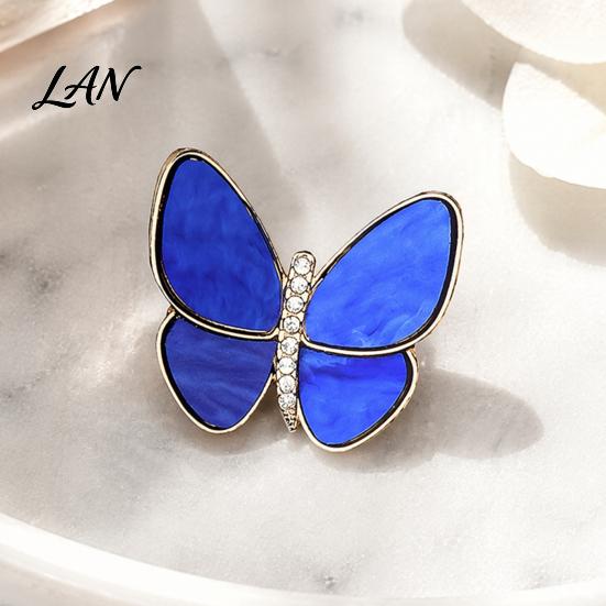 Decorative Butterfly Jewelry Brooch Pin, with Strong Buckle Design, Fine Electroplating Resistant to Fading Electroplated Alloy Brooch, Elegant