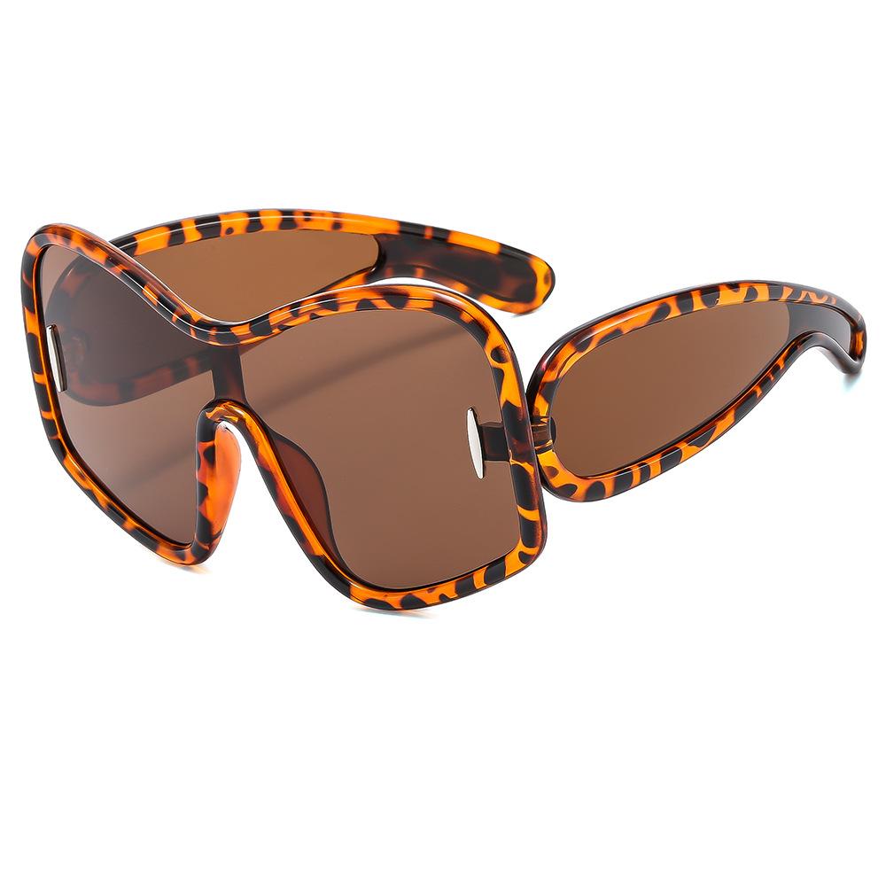 New integrated large frame one-piece European and American women's sunglasses fashion trend men's sunglasses women