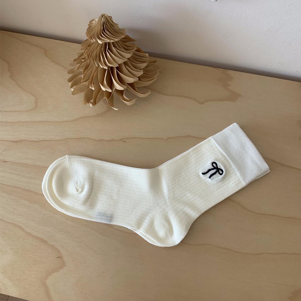 Autumn Socks Embroidered Bow Mid-Tube Socks Socks Trendy Solid Color Versatile Cotton Socks