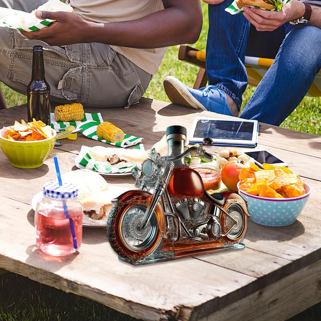 Red Wine Decanter Motorcycle Shape Glass Wine Aerator Decanter Liquor Bottle Vintage Desk Decor for Home Kitchen Restaurant