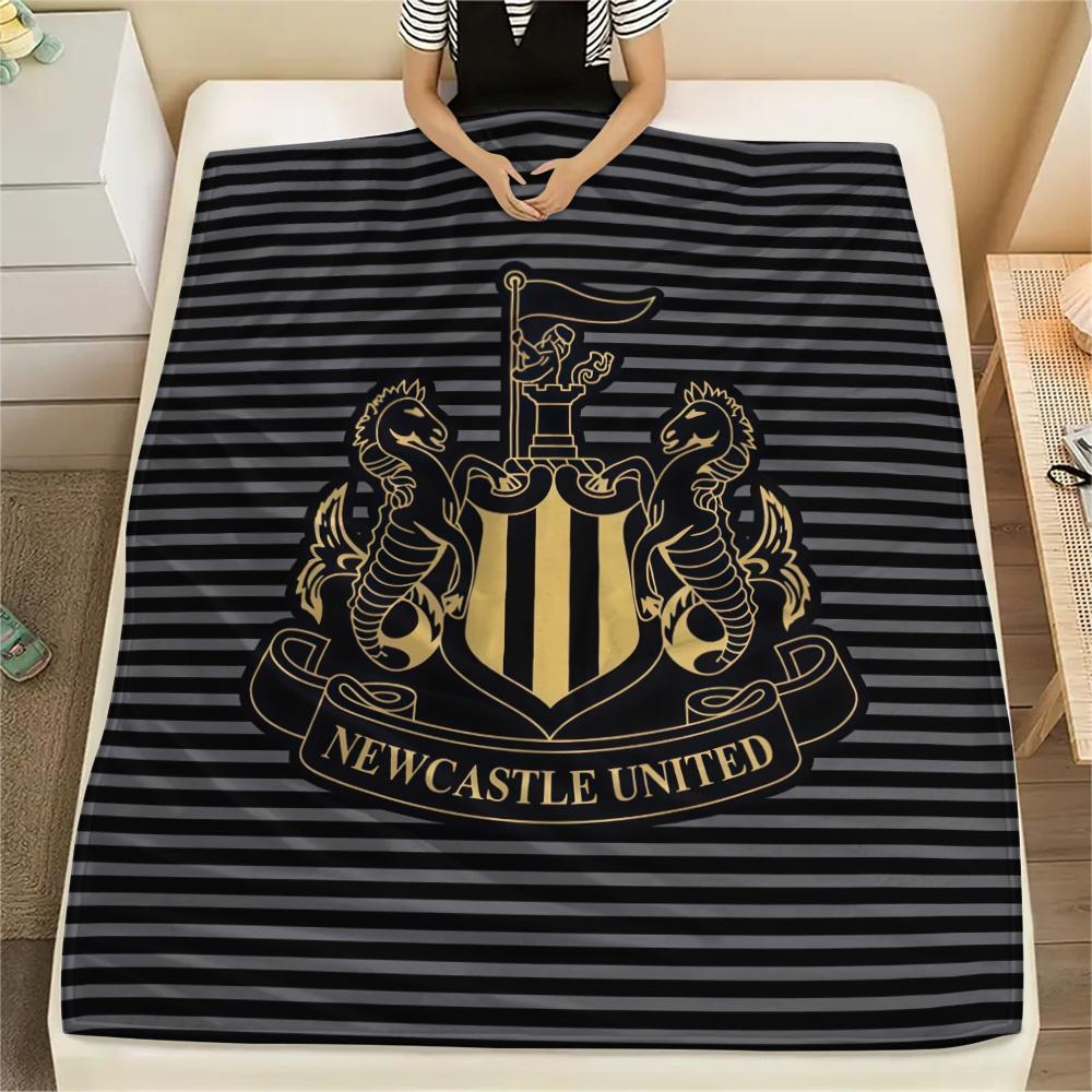 Newcastle United FC Flannel Blanket, High quality Comfortable for All Seasons, Home Decor, Warmth and Comfort