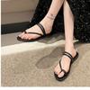 Мода 2024 года, брендовая женская обувь, базовые женские тапочки, уличные пляжные тапочки, женские сандалии с круглым носком и узким ремешком на плоской подошве с наперстком