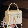 2025 New Casual Simple Solid Color Versatile Portable Box Bag Women's Commute Fashion Temperament Messenger Bag