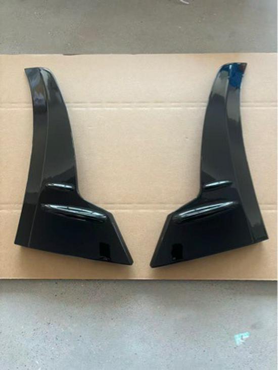 Конверсия BMW 3 серии в M3: Защитные уголки переднего бампера Demon King для F30 F35