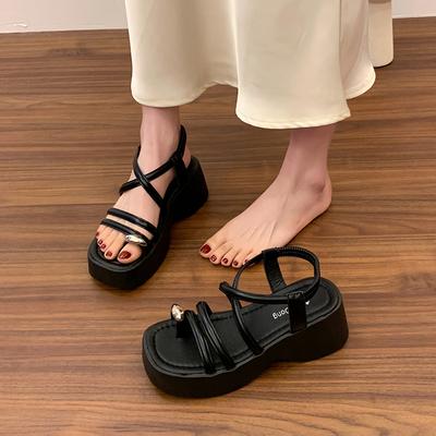 Женская обувь – Сандалии