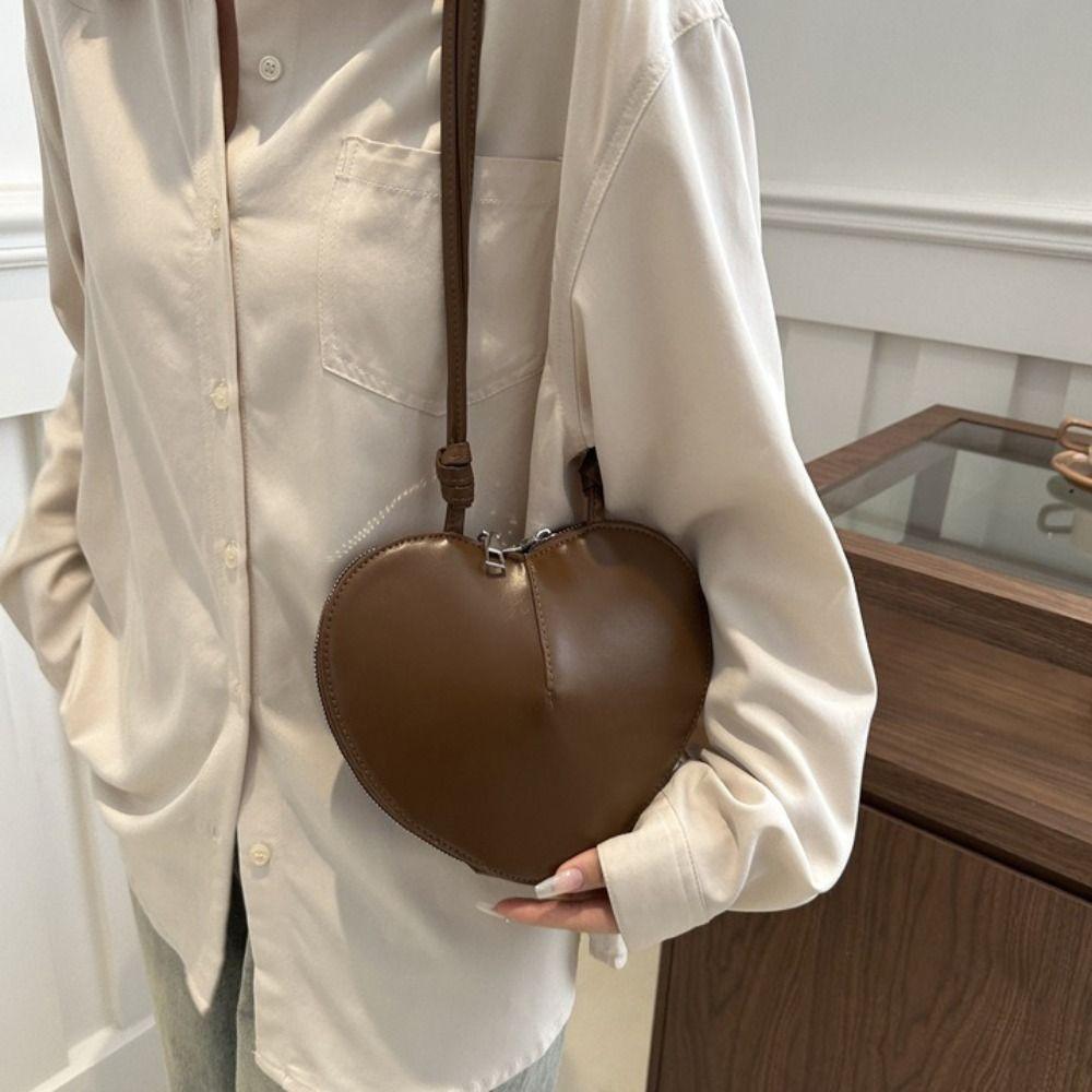 PU Leather Heart Bag Versatile Design Unique Design Single Shoulder Bag Multi-Functional Fashionable Style Crossbody Bag