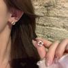 Small And Exquisite Versatile Twist Earrings, Women'S Simple Personality, Fashion And Elegance, Commuting Trend Temperament, Earrings.