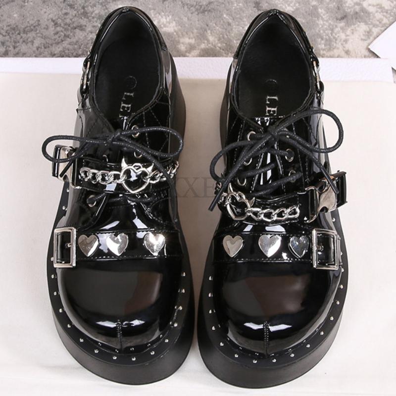 Женские туфли-лодочки Mary Jane Derby с металлическим украшением на платформе и плоском каблуке Женская обувь на танкетке Лолита Готика Харадзюку Панк Обувь