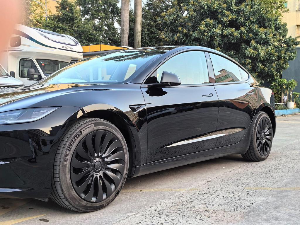 Refresh 3 Symmetrical Wheel Covers Cyclone Turbine Hubcaps for Model 3 - Car Accessories & Protection Ring