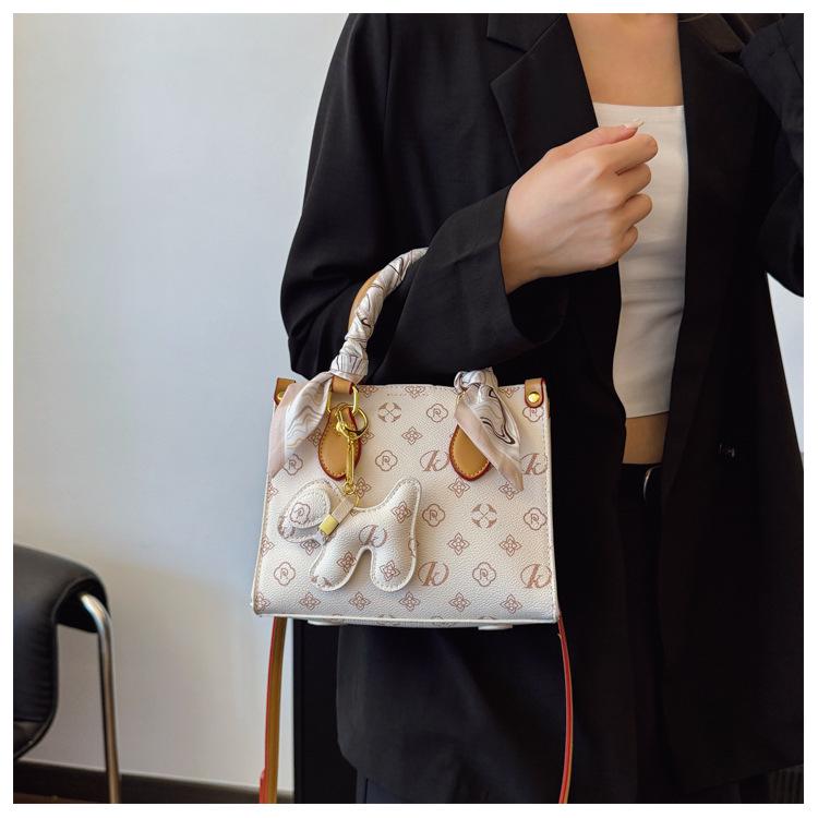 Винтажный принт, женская сумка-тоут через плечо, 2025, нишевый дизайн для мам среднего возраста