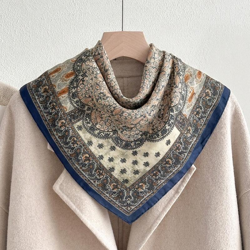 Spring and Autumn new cotton and linen small square scarf neck protection fashionable blue floral silk scarf scarf Japanese style cotton and linen ret