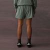 Fear of God Essentials Беговые нейлоновые шорты Платан Мужские Низ Зеленый 160BT224041F