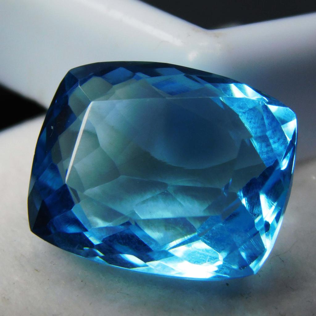 13 Ct A++ Natural Cushion Cut Ocean Blue Aquamarine Loose Gemstone