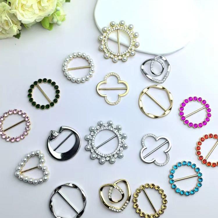 Декоративная пряжка-узел с жемчугом и бриллиантами для подола футболки и шарфов