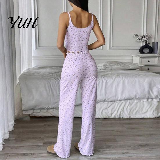 Cute Summer Pajamas with Thin Straps Women Set Floral Print, Sleeveless U Neck Lightweight Sleep Sets for Vacation Camisole And Pants, Sexy