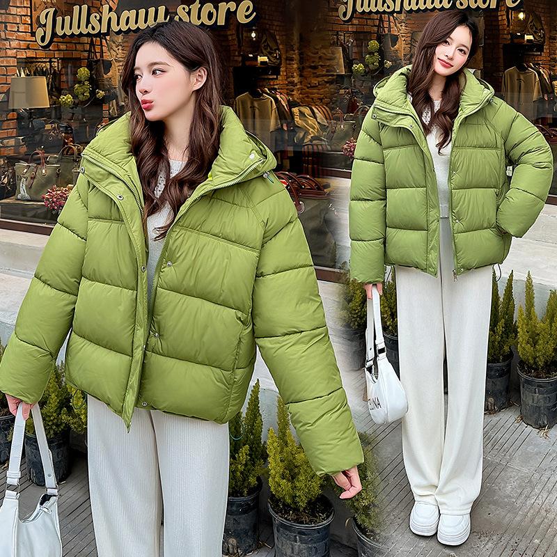 Women’s Short Hooded Windproof Thicken Warm Winter Jacket With Raglan Sleeves