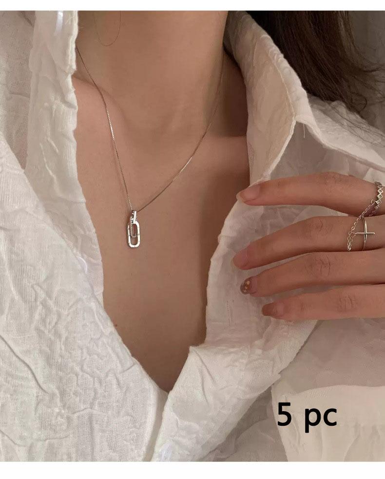 Ожерелье женское ожерелье с буквенным узором женское 2025 нишевый дизайн ошейник цепочка премиум темперамент ожерелье высокое качество уникальные аксессуары