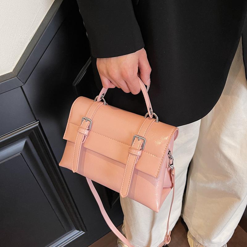 College Style Large Capacity Retro Handbag Bag Women's Niche Design Versatile Fashion Casual Trend Shoulder Messenger Bag