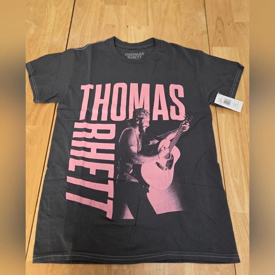 Футболка Thomas Rhett Маленькая Черно-Розовая с Графикой Кантри-Музыкальный Концертный Тизер Новая с Бирками