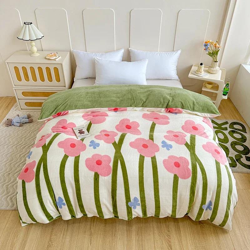 Milk Velvet Floral Duvet Cover, Ultra-Soft Cozy Warm Winter Reversible Plush Comforter Cover, 1 PC Botanical Flower Quilt Cover