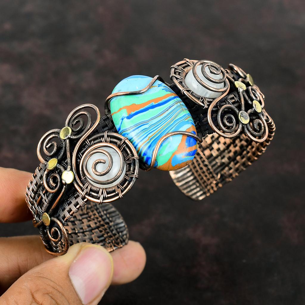 Браслет-манжета из радужного кремнезема, браслет с драгоценными камнями, медная проволока, браслет-манжета с лунным камнем, регулируемый браслет, манжета ручной работы, подарок на годовщину