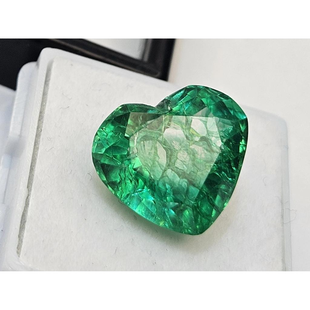 Colombian Emerald Green Heart Cut 9-10 Ct Stunning Certified Loose Gemstone