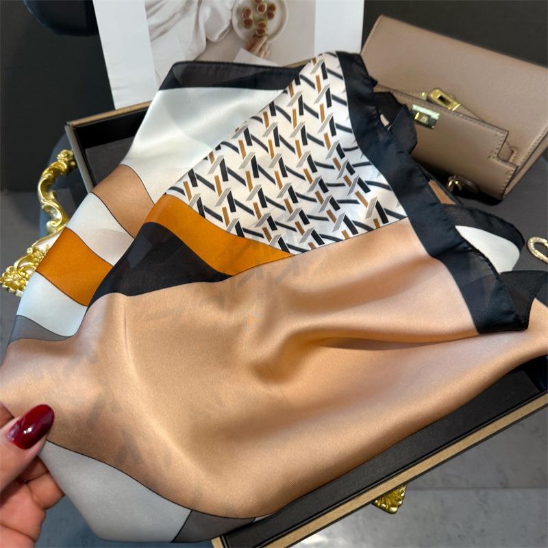 New 70cm Small Square Scarf Soft Satin Headscarf Geometric Print Neck Protection Fashionable Versatile Neck Warmer Scarf