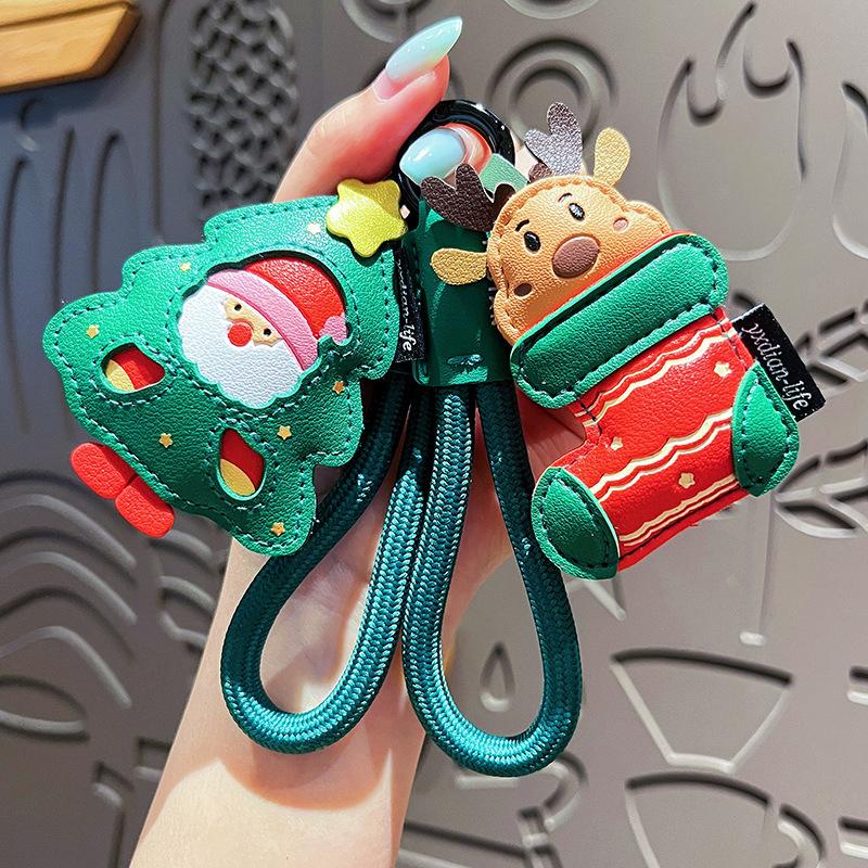 Creative Leather Santa Claus Pendant Keychain Cute Cartoon Exquisite Leather Bag Pendant Christmas Gift 2026