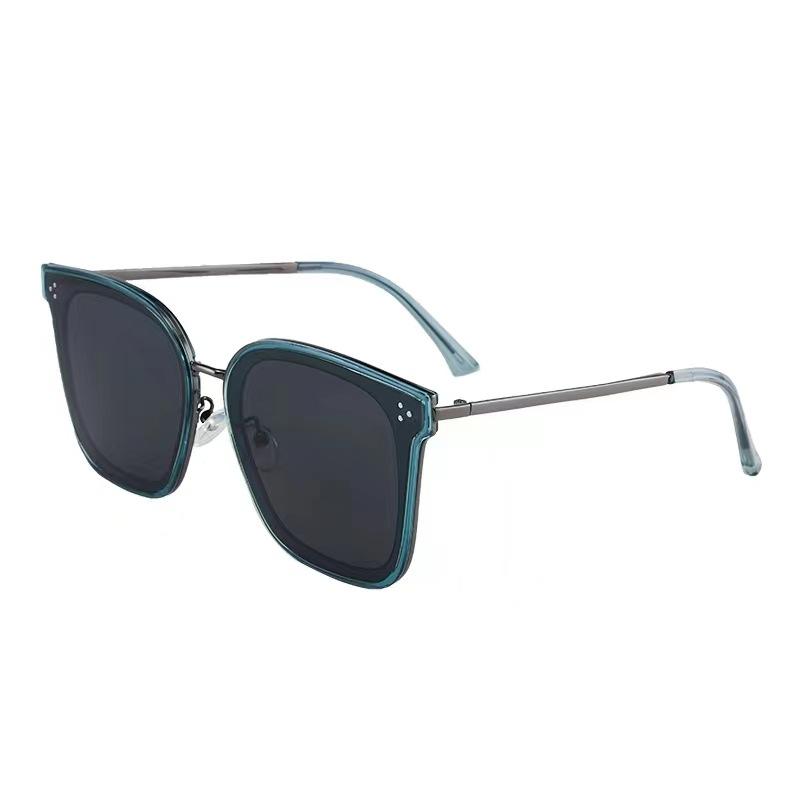 New Arrival Style Sun Glasses for Men Korean Style Large Size Anti-glare Sunglasses Women UV Shielding Travel Use Men Sunglass
