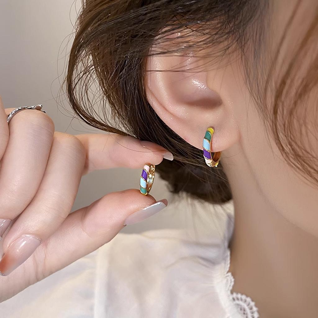 Colorful glazed retro circle earrings for women with a high-end feel, ear loops and ear buckles, 2026 popular jewelry earrings and accessories