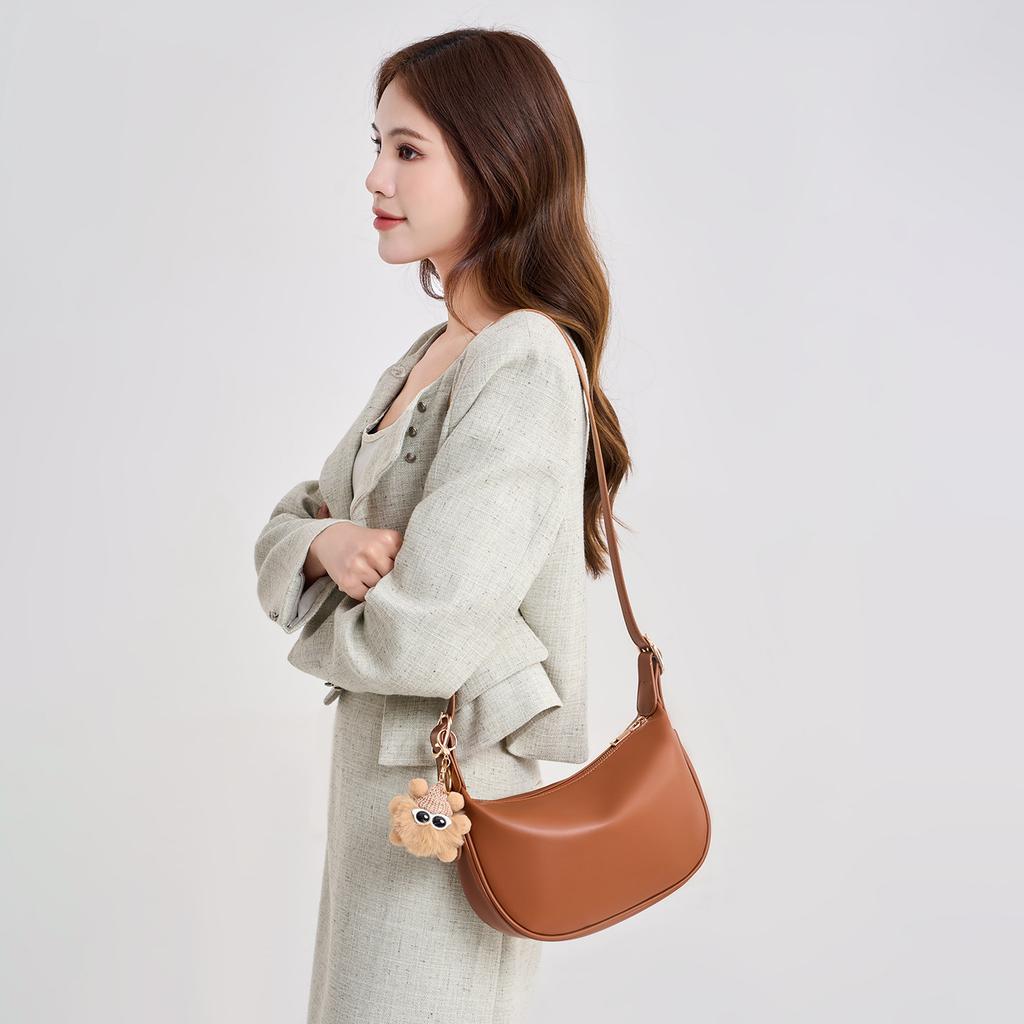 2026 New Korean Style Dumpling Bag for Women, Soft Leather Crossbody Bag, Versatile and Elegant Shoulder Bag with Cute Fashionable Accessories