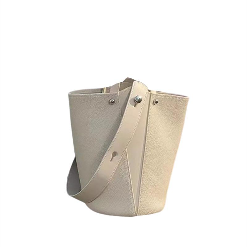 Commuter bag 2025 new high-end shoulder bag versatile large-capacity portable women's bag crossbody bucket bag
