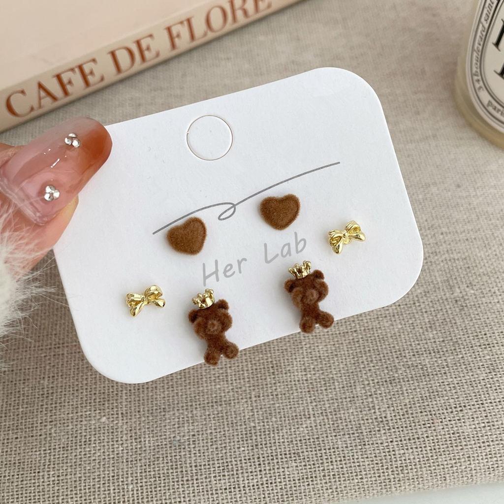 Милые серьги с короной, флокированные серьги с медведем, комплект серебряных игл, новые милые детские серьги с персиковым сердцем, универсальные серьги