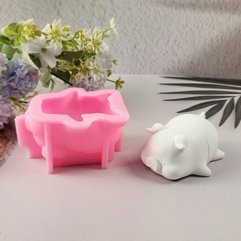 3D Piggy Figurine Silicone Candle Molds Animal Statue Silicone Molds for Epoxy Resin Candle Making Gypsum Decoration