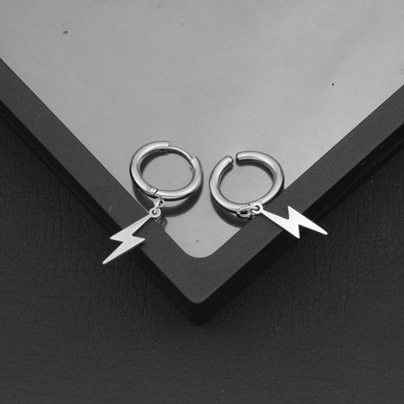 Серьги-кольца Lightning Bolt Small Huggie Hoop из нержавеющей стали в стиле панк, персонализированные черные серьги-подвески Flash Thunder для мужчин и женщин унисекс