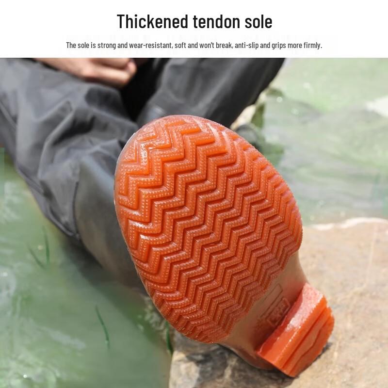 Непрокалываемый цельный дождевик с интегрированными сапогами