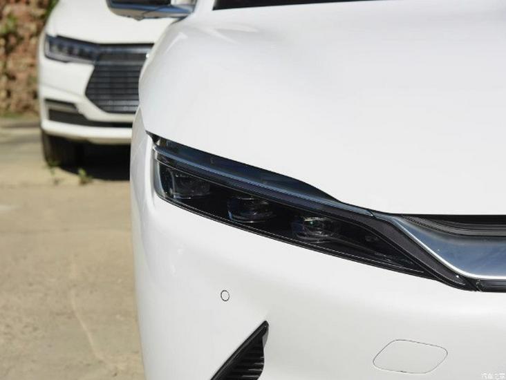 2020-2021 BYD Han EV Задняя часть фары Черная пластиковая основа