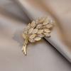 High-end Wheat Ear Brooch for Women A Niche Design with A Sense of Sophistication and Anti-glare Brooch Clasp