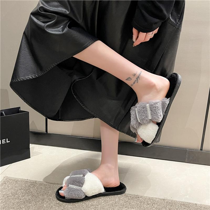 Женские пушистые тапочки для дома Осень Зима Однотонные Нескользящие Повседневные Комнатные Балетки Блестящие Клепки Домашняя Обувь Женские Шлепанцы Теплая Обувь