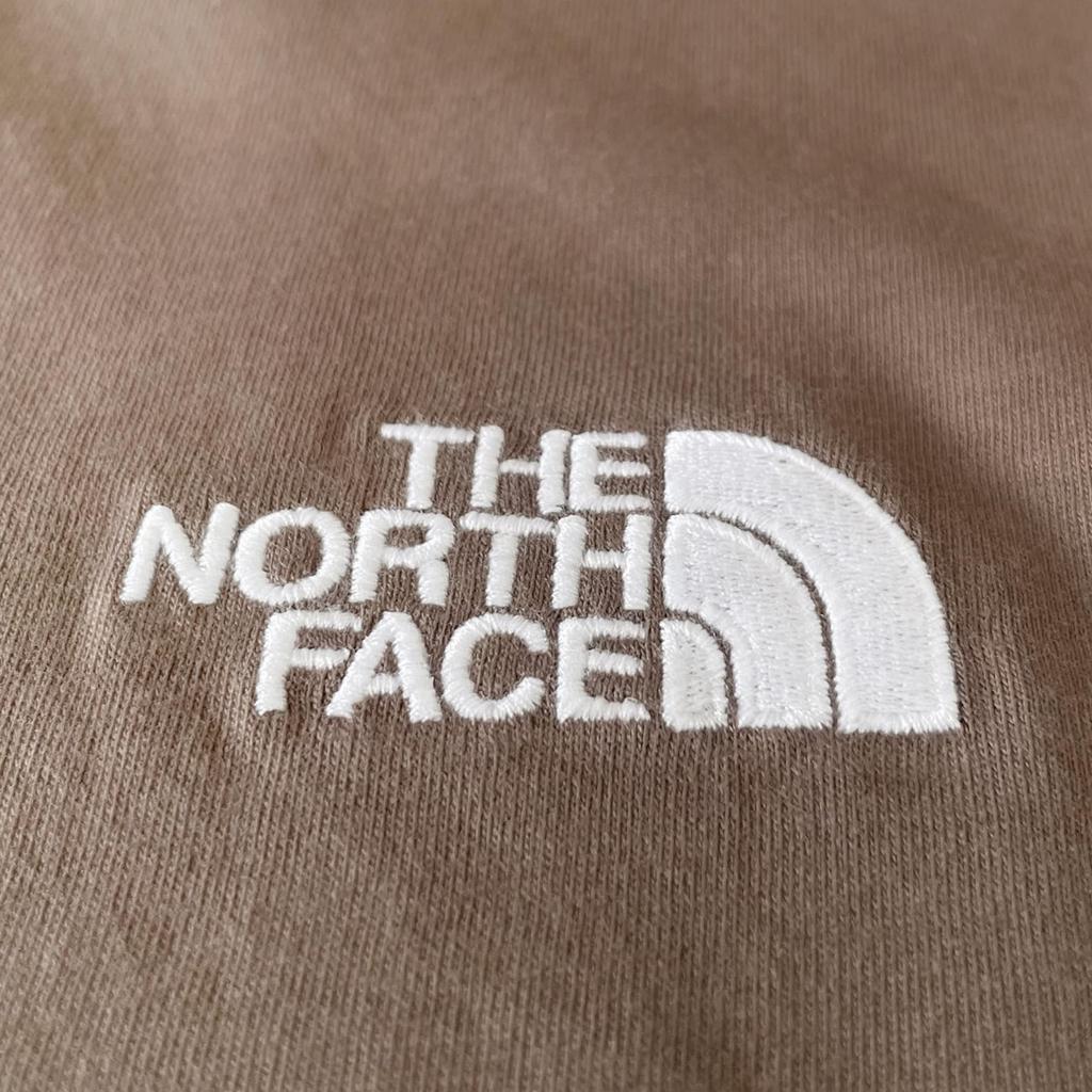 The North Face Футболка мужская Evolution Smorky Short с вышивкой, простая, размер L, коричневая, рукав, логотип, коричневая, [Б/У]